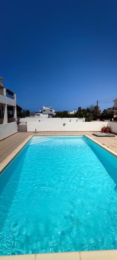 Thalassa Seaside Boutique Beach Apartment Polis エクステリア 写真