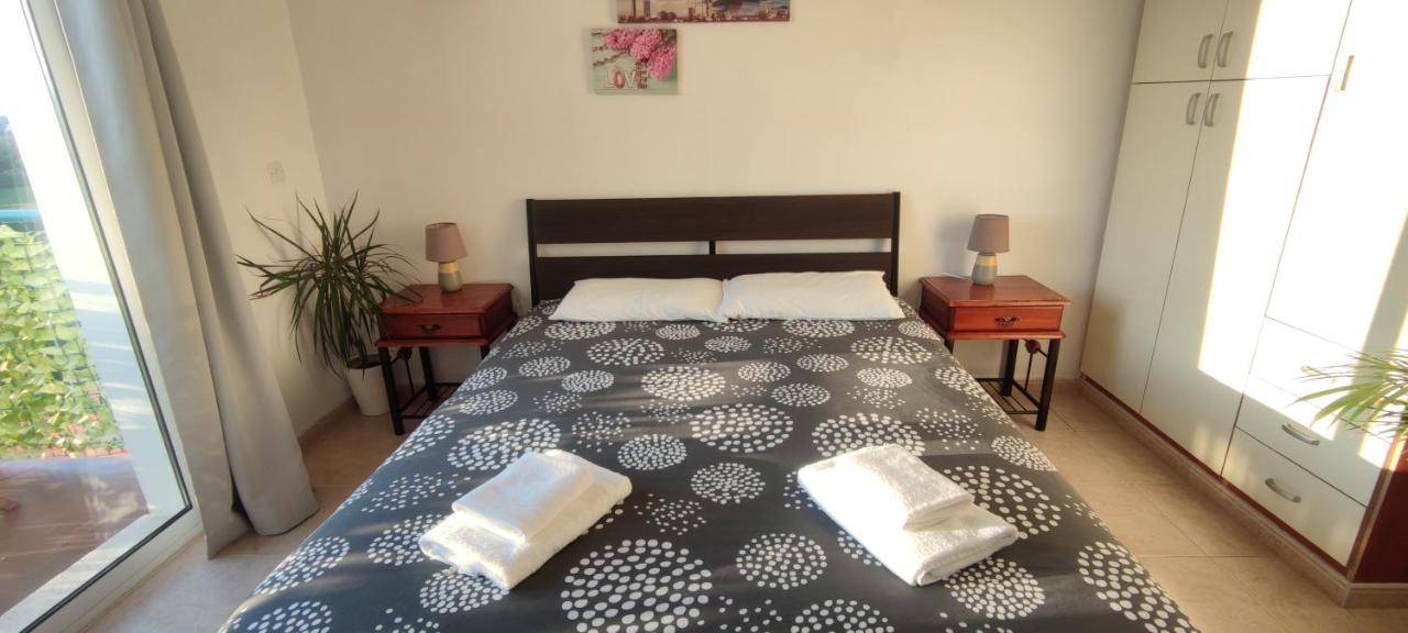 Thalassa Seaside Boutique Beach Apartment Polis エクステリア 写真